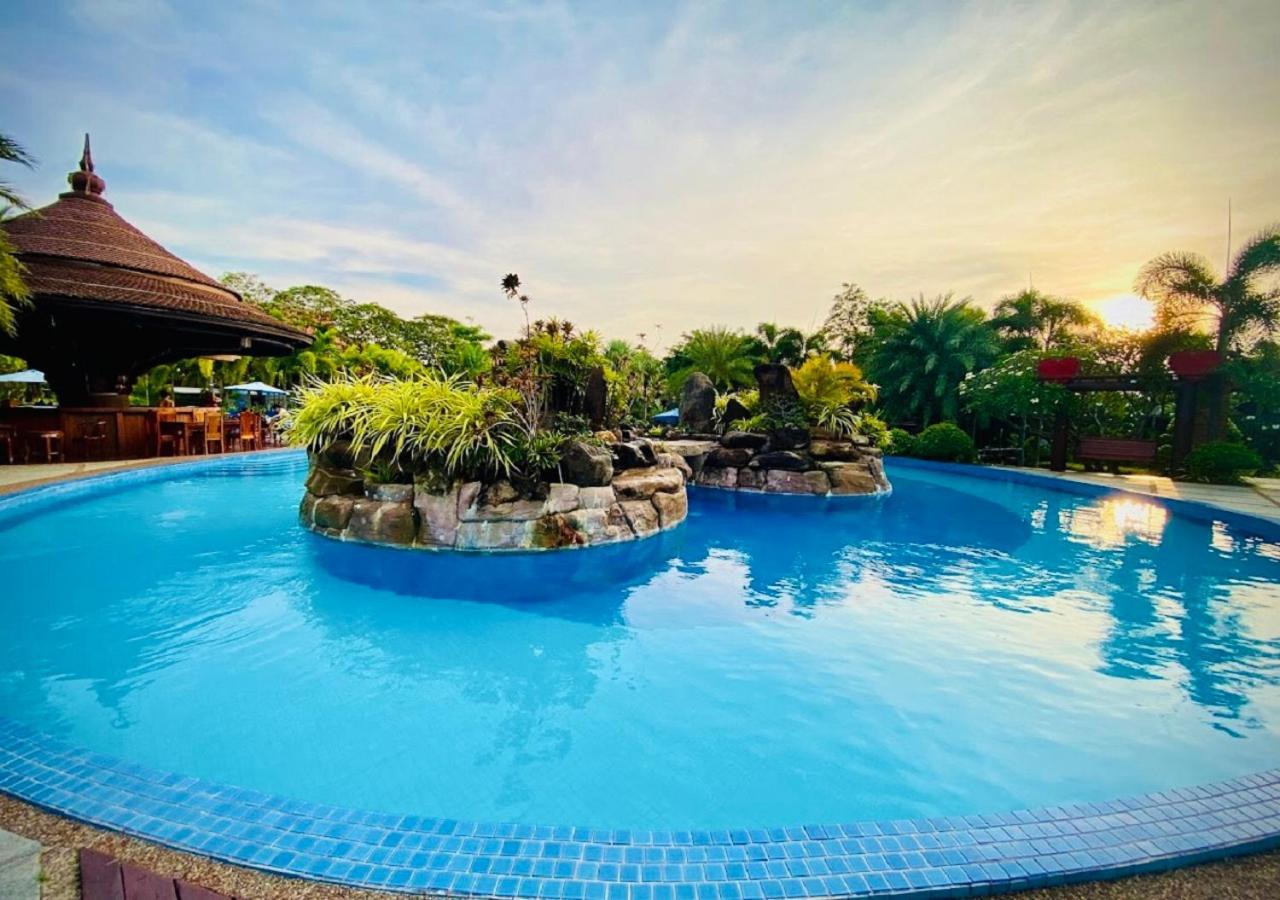 Try Palace Resort Kep Exterior foto